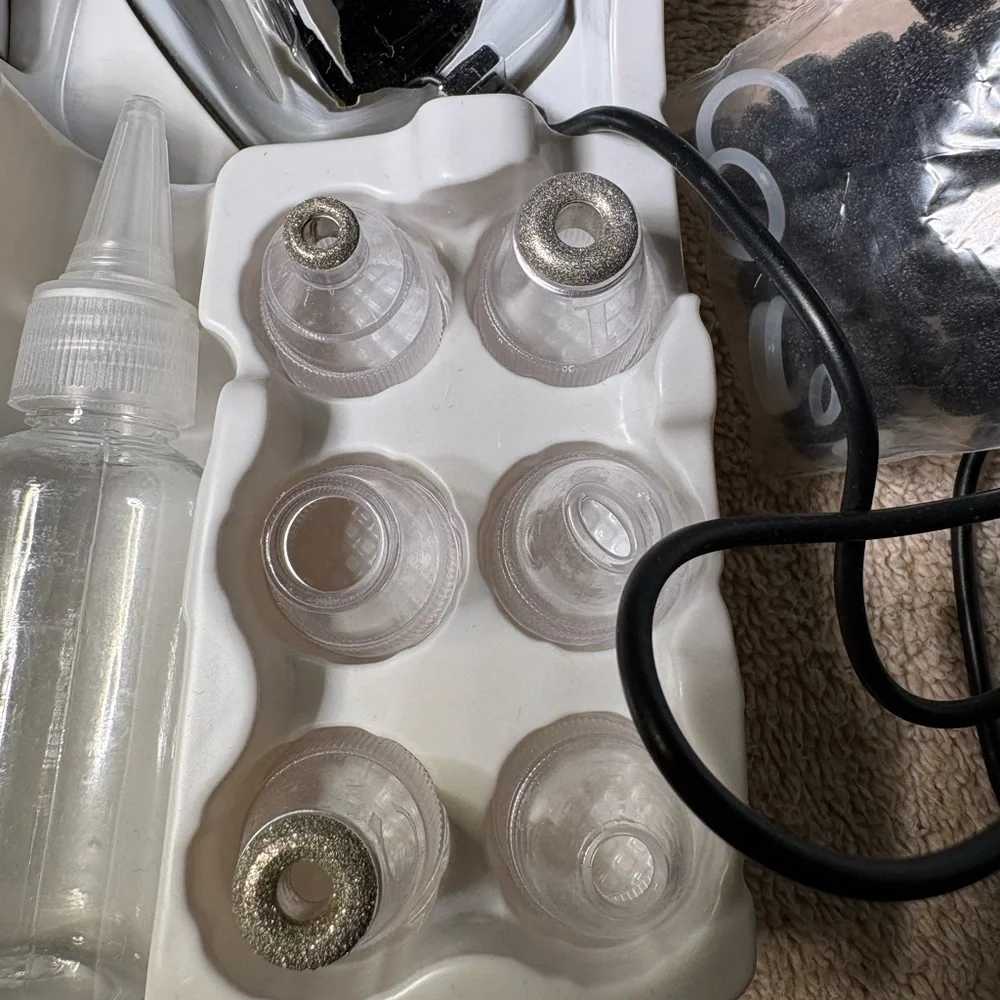 Michael Todd Electric Black and White Pore Vacuum Suction Exfoliator